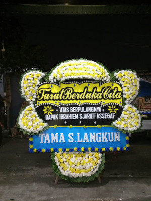 Papan Bunga Duka di Karawaci